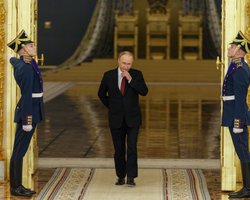 "Законы нарушаются": РФ может совершить что-то ужасное, чтобы поднять авторитет Путина в мире, — WP