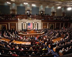 "Наш момент Черчилля": США хочуть надати новий пакет військової допомоги Україні