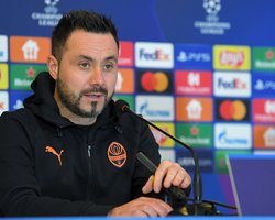 "Экономическая часть тоже важна". Де Дзерби - о деньгах за матч "Шахтер" — "Шериф"