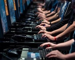 Нацполиция начала расследование хакерских атак на сайты банков, ВСУ и Минобороны