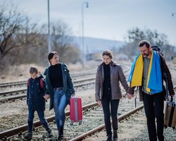 "Это не часть плана": Европа хочет вернуть часть украинцев домой, — Зеленский