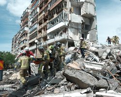 У будинок в Дарницькому районі вдарила ракета Х-101: пробила до підвалу, — Клименко (відео)