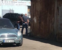 Полтавский инцидент: все, что известно о захвате полицейского в заложники