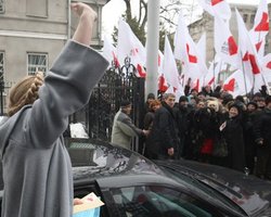 ЦИК обработала 23.45% бюллетеней. Тимошенко сокращает разрыв