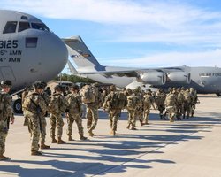 США направили 5 тыс. военных в Афганистан на фоне сдачи очередного города без боя (фото)