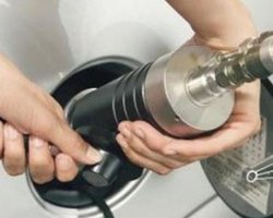 Украинцы массово отказываются от бензина в пользу газа