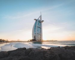 Війна на Близькому Сході змінила туристичну карту: куди тепер їдуть відпочивальники