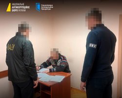 Разворовали более 102 млн гривен на защите для танков: НАБУ разоблачило трех коррупционеров