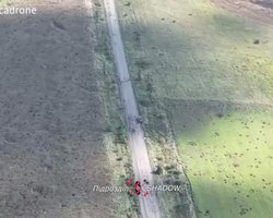 FPV-дрон vs БМП "Басурманин": ВСУ показали, как гонялись и победили вражескую технику (видео)