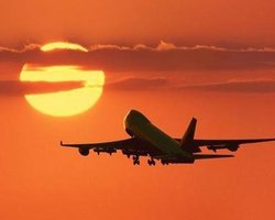 Только половина украинцев не готова выехать за границу на ПМЖ