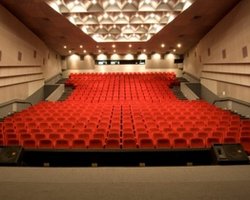 С кинотеатров хотя собирать роялти за музыку из фильмов, - СМИ