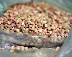 В Украине дешевеют крупы и сахар