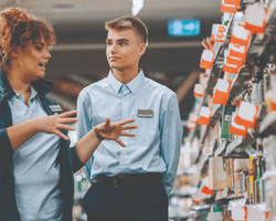 Мужчины массово уезжают за границу: как новый порядок выезда влияет на рынок труда