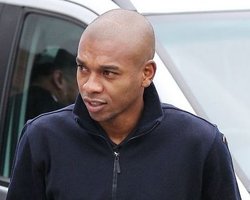 Фернандиньо проходит медосмотр в Манчестере, - британские СМИ