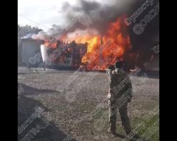 В России вспыхнула бывшая база ЧВК "Вагнер" (видео)