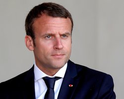 Макрон не поздравил Путина с победой