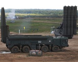 "Ударили из пушки по воробьям": эксперт объяснил, почему ВС РФ атаковали ВСУ на Курщине "Искандером"