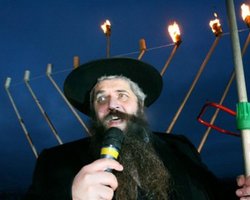 Главный раввин Украины вернет свой орден из-за Бандеры