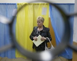 Лоскутная демократия. В какие цвета раскрасят карту Украины местные выборы 2020