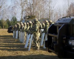 Жители Славутича сообщили о стрельбе на границе с Беларусью: появился ответ пограничников (фото)