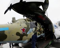 В Карабах прибыли российские боевые вертолеты (видео)