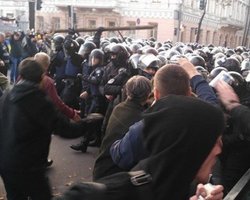 Столкновения под Радой: задержаны 8 активистов