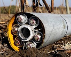 "Они суперэффективны": Украина получит еще больше кассетных снарядов от США, — NYT