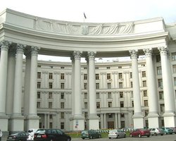 МИД не понравились слова Турчинова о русскоязычных наблюдателях