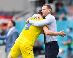 Наша гордость: четыре игрока сборной Украины вошли в символическую сборную "открытий" Евро-2020