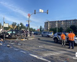 Женщина "не имела шансов", а мальчик погиб возле дома: СМИ раскрыли новые подробности ДТП в Киеве