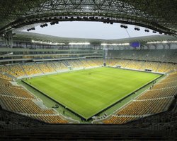 Стадион "Арена Львов" станет центром для переселенцев
