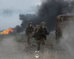 Бьют по укрытиям ВСУ: россияне применяют боеприпасы с неизвестными веществами, — военный