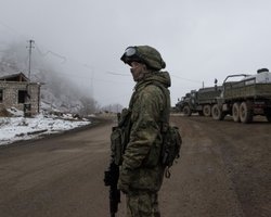 Власти Армении обвинили российских миротворцев в невыполнении обязательств в Карабахе