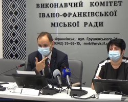 Мэр Ивано-Франковска обещает 1 млн грн учебному заведению, которое первым вакцинирует 100% сотрудников