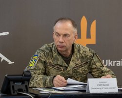 РосЗМІ повідомляють, що в РФ помирає батько головкому ЗСУ Сирського