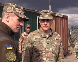 Делегация посольства США посетила зону ООС