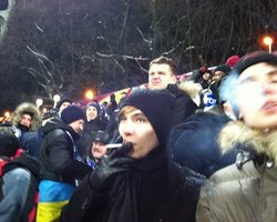 От Суркиса потребовали запретить курение на стадионе Динамо