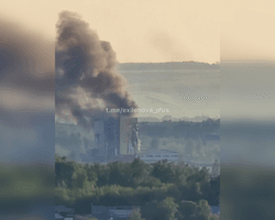 Масова атака дронів на РФ: уражено кілька ключових оборонних підприємств, деталі (фото, відео)