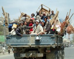 Границу Турции за сутки пересекли более двух тысяч беженцев из Сирии