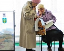 Фронт Змін заявил о массовых нарушениях в Сумской области