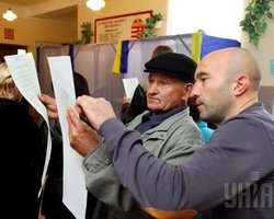 Избиратель порвал бюллетень, не желая голосовать без разрешения Кремля