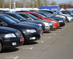 В Украине вырос спрос на подержанные авто: какие модели покупают (фото)