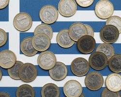 Евро в обменниках продают по 10,83 гривен