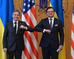 Блинкен назвал условия дальнейшего сотрудничества США и Украины на встрече с Кулебой