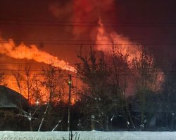У Тверській області РФ дрони уразили великий хімзавод: на місці масштабна пожежа (відео)
