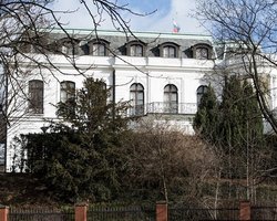 Посольство России в Чехии "переехало" с площади имени Бориса Немцова, – СМИ