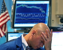 "Черный четверг" — рынки США открылись обвалом котировок, торги пришлось приостанавливать