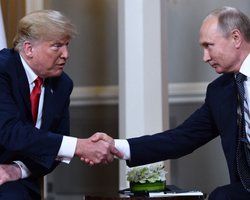 Путін "дуже гарно" привітав Трампа з 79-річчям: говорили про Україну