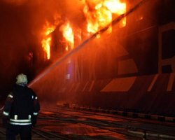 Повредили гражданское судно: россияне снова ударили по припортовой инфраструктуре Одессы