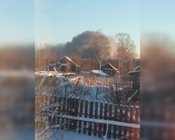 В городе Нея взлетел на воздух арсенал ГРАУ Минобороны РФ: взрывалось всю ночь (видео)